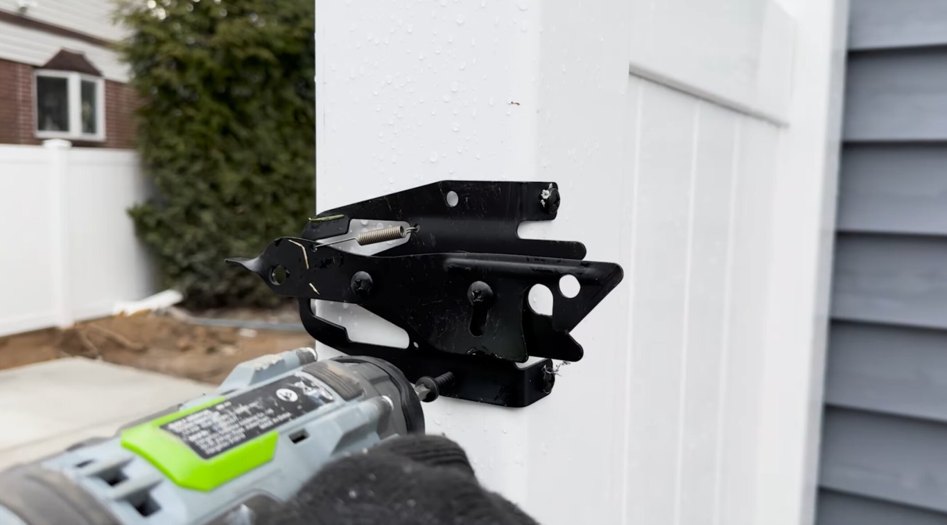 Fence repair and replacement services in Millbrook, AL